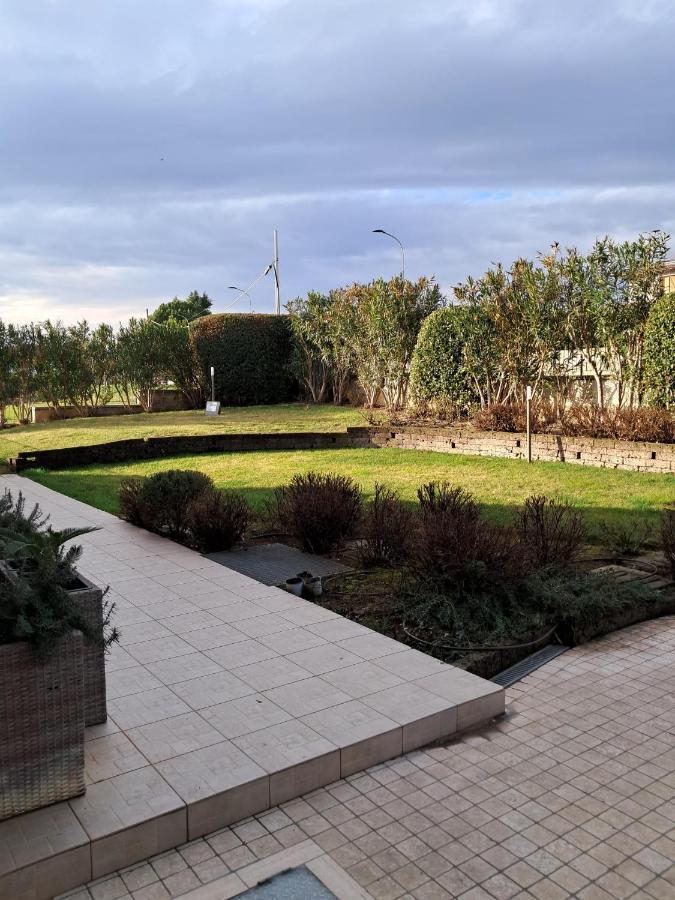 La Casa Di Mery Desenzano del Garda Eksteriør bilde